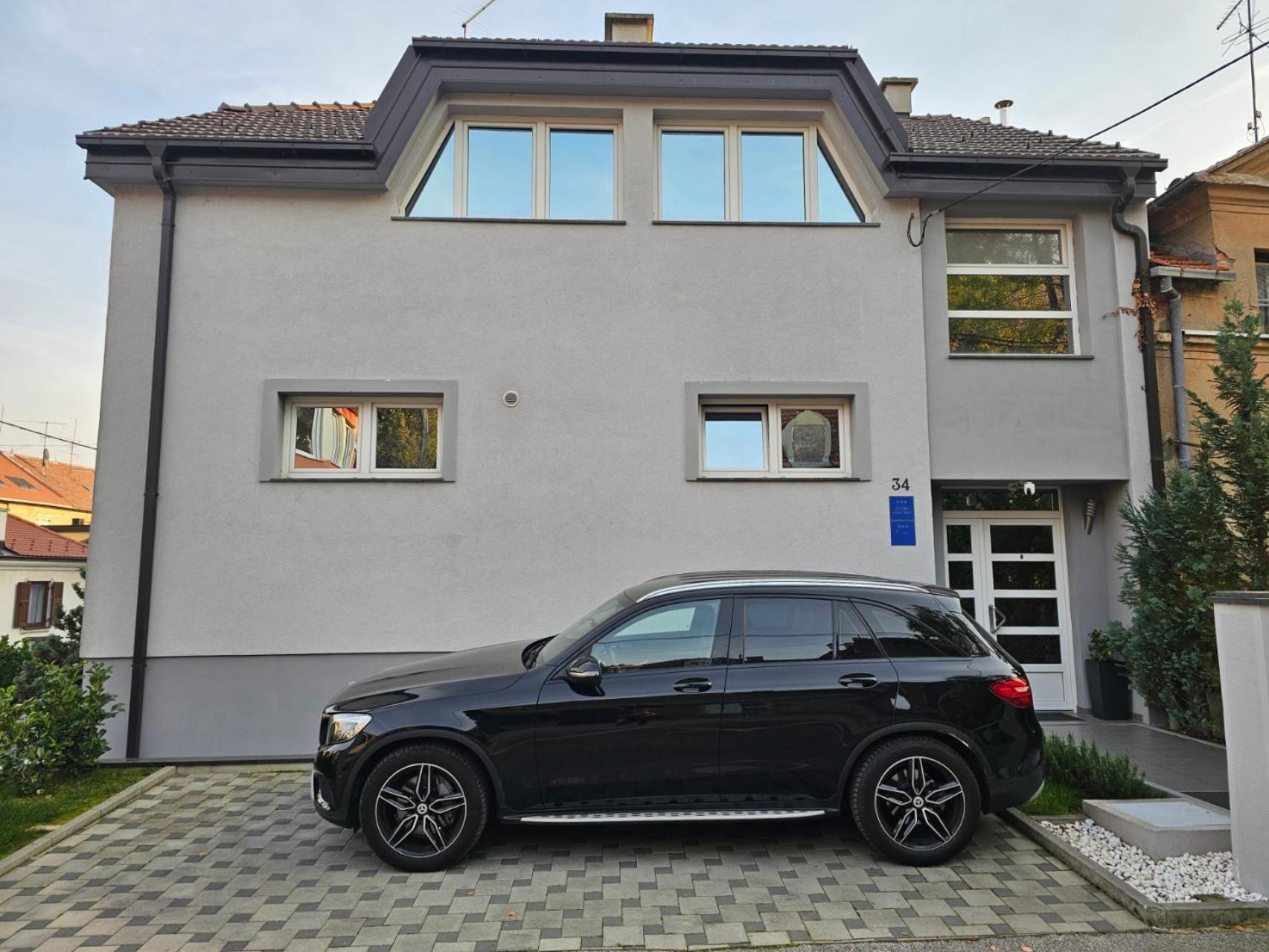 Apartments Battistutti - Free Private Parking Zagreb Dış mekan fotoğraf